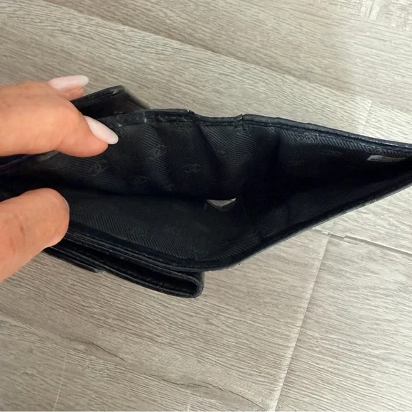 CHANEL COCO Button or COCO Mark Tri Fold Wallet - Picture 11 of 12